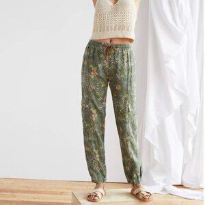 Anthropologie Pilcro Classic Seamed Joggers in Olive Floral Green (XS)